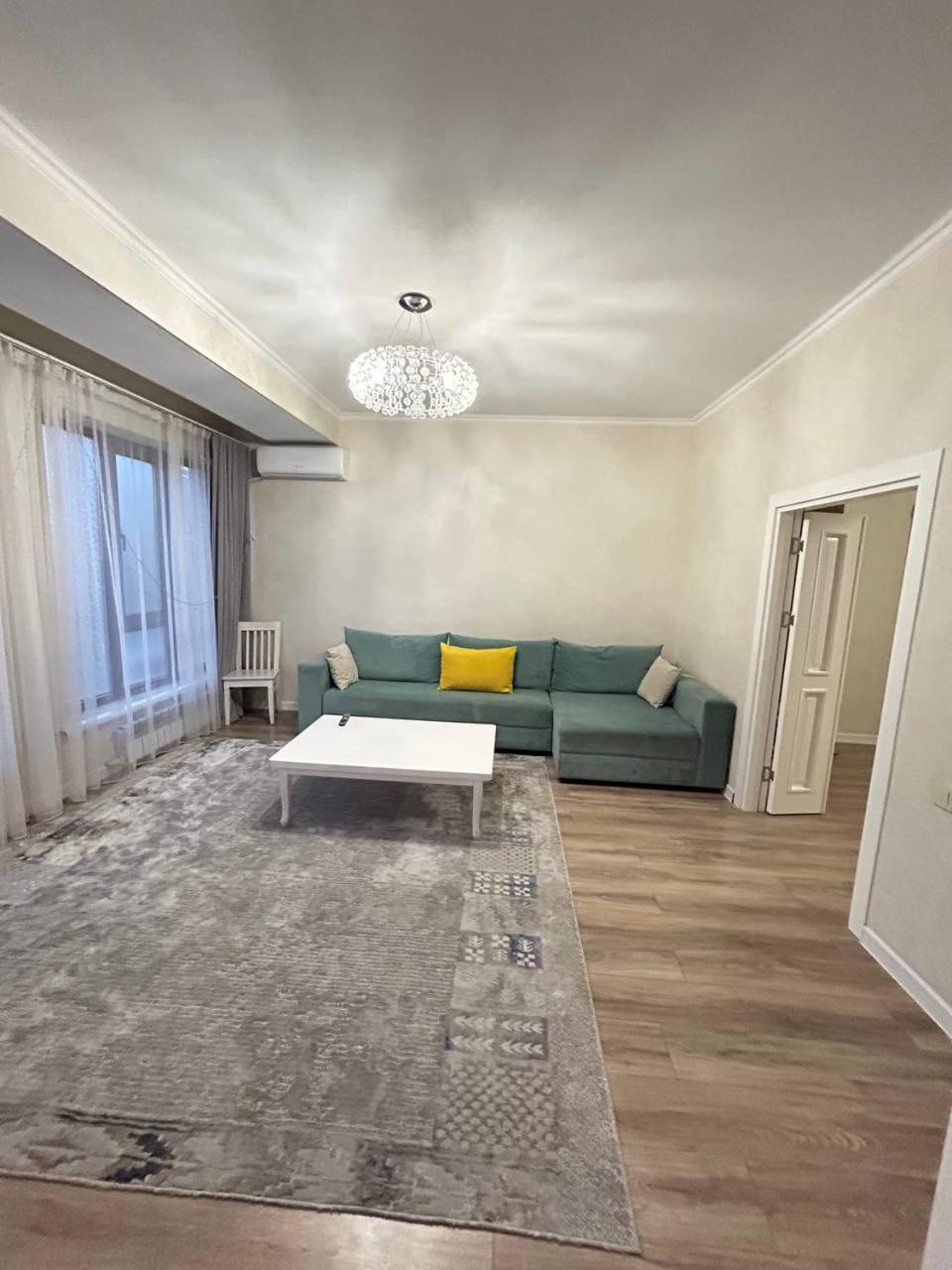 Апартаменти Ecohouse Бішкек Екстер'єр фото